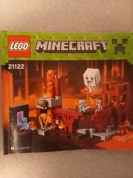 Lego 21122 Minecraft