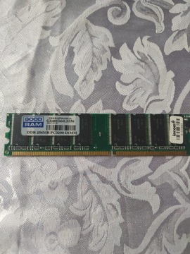 PC2-3200U 256 MB 400 Mhz DDR GOODRAM