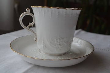 Filiżanka stara porcelana reliefy