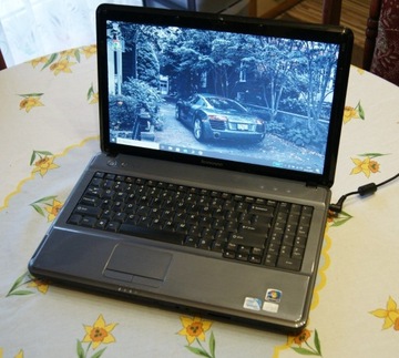Laptop Lenovo G550 SSD/4GB/Nvidia