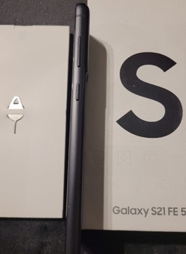 Samsung S21 FE 5g fajny stan niezły zestaw.Polecam