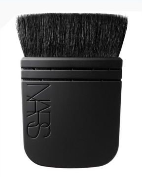 nowy mały pędzel do konturowania NARS Kabuki Brush