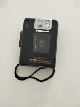 Dyktafon reporterski na kasety Panasonic