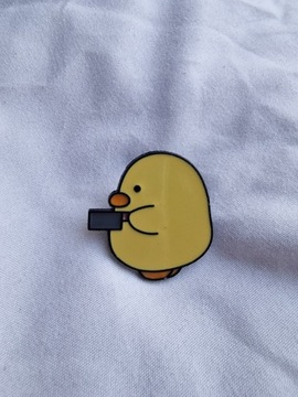 Przypinka pin wpinka broszka kaczka z nożem duck