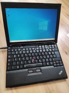 Laptop Lenovo ThinkPad X200 SSD 120GB + stacja dokująca