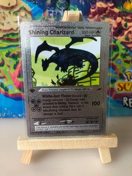 Srebrna karta pokemon Shining Charizard