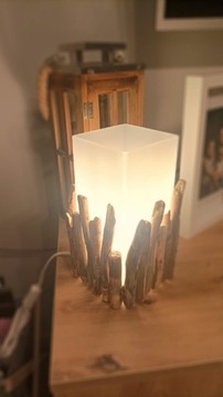 Lampka nocna stołowa lampa driftwood z gałęzi loft