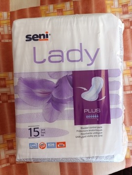 Wkładki urologiczne Seni Lady Plus 15 sztuk 