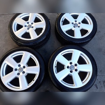 Witam mam do sprzedania felgi  z oponami 18" AUDI.