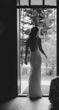 Suknia ślubna - odkryte plecy, klasyczna, XS