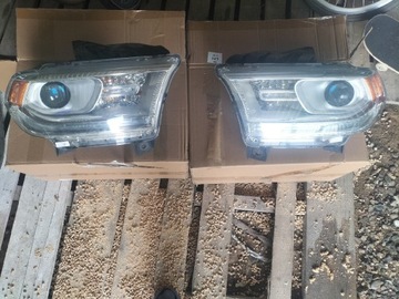 Lampa przednia Dodge Durango 2014r