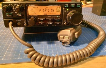 Transceiver Alinco DX 70 KF + 50MHz 100W