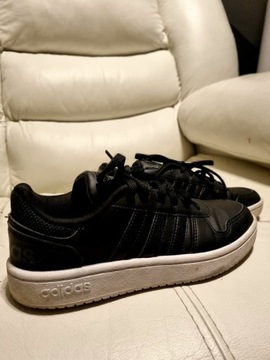 Buty Adidas 38 stan bardzo dobry (dla dziecka)