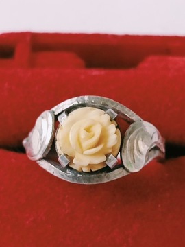 Pierścionek Warmet srebrny róża 