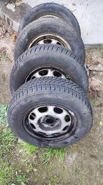 Opony zimowe 170/70R13 na felgach stalowych