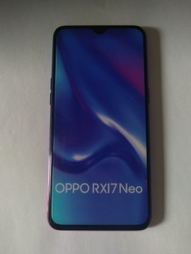 Smartfon Oppo RX 17 Neo Atrapa 