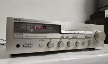 Am/Fm Stereo Amplituner Yamaha RX-300, 2*75 W