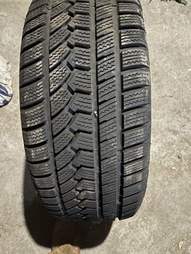 Opony zimowe 245/45/R18