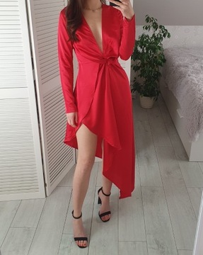 Prettylittlething czerwona satynowa sukienka 36 S