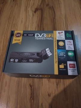 Tuner TV DVB T2 nowy 