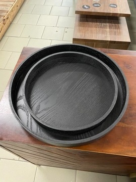 Zestaw 2 drewnianych talerzy w kolorze czarnym