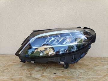 Reflektor LED Mercedes w205 lewy przód.