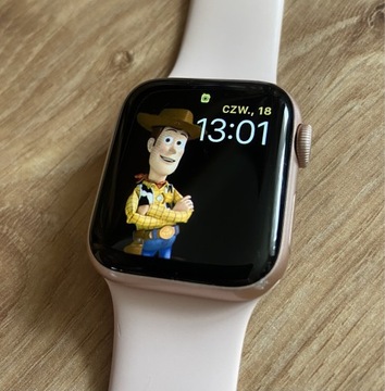 Apple Watch Series 5 - GPS - 40mm - 100% SPRAWNY!