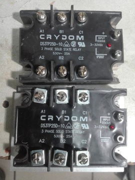 Przekaźnik / Stycznik 3 fazowy SSR CRYDOM