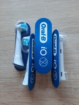 Końcówki Oral-B Io Ultimative Clean Specialised