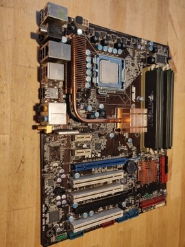 Płyta główna Asus P5K-E procesor E7300 6GB ram