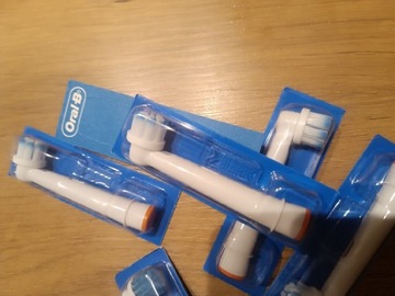 Końcówki do szczoteczek oral B