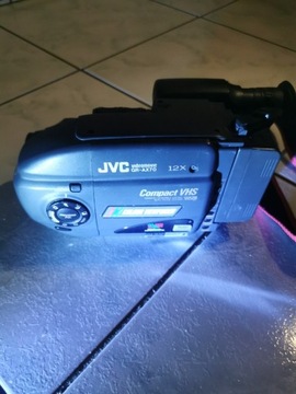 Kamera Jvc GR-AX70