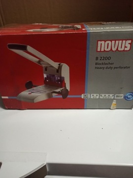 Dziurkacz  blokowy Novus B 2200
