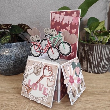 Walentynkowy pop-up box z rowerami 