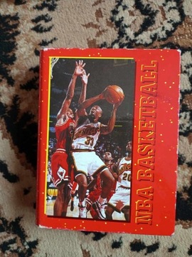 Klaser na karteczki kolekcjonerskie lata 90. NBA