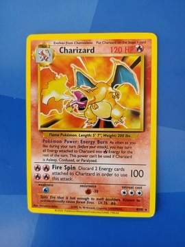 Charizard karta pokemon  4/102