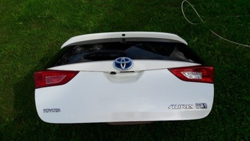 Toyota Auris tylna klapa kompletna