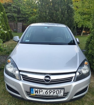 Opel Astra H, 2013r, benzyna+ gaz, hak