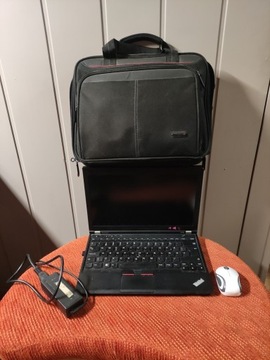Laptop Lenovo ThinkPad X230 + mysz i torba