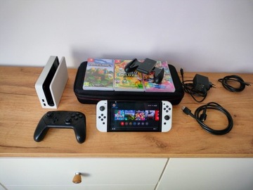 Nintendo Switch OLED ZESTAW + 3 GRY