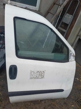 Drzwi prawe przednie fiat doblo opel combo 2010