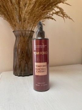 Balsam do ciała Electric Cherry - Tom Ford