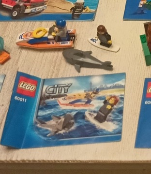 lego city surfer  60011