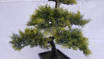 Ozdobne drzewko bonsai sztuczny formowany thujowy