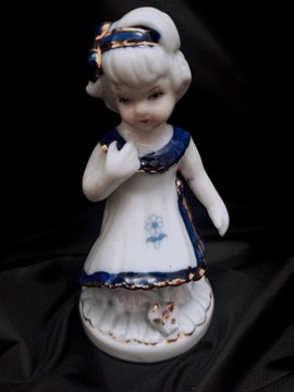 Figurka porcelanowa dziewczynka vintage PRL 