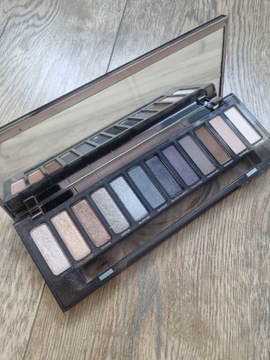 Paleta cieni urban decay smoky