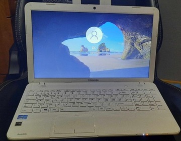 Laptop toshiba satellite c855