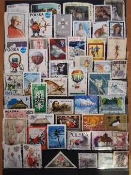 Około 300 sztuk polskich znaczków 
