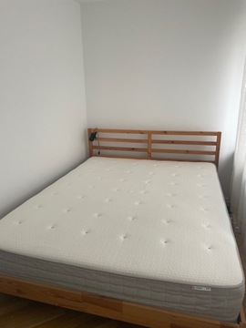 Materac sprężynowy 160x200 z IKEA + dno łóżka