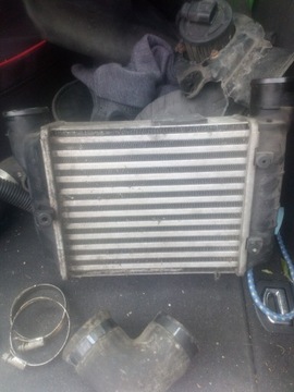 Intercooler lewy audi a4 b6. 1,8t 